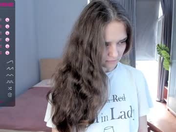girl
        sunshy_girl cam image #930107