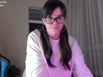 girl
        aavee cam image #129442