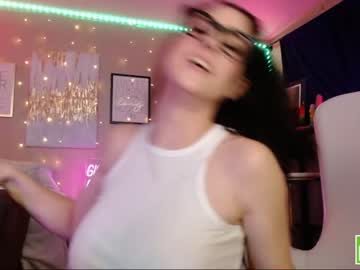 girl
        milf_lacey cam image #2135841