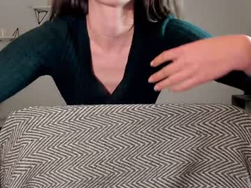girl
        rosykindred cam image #144025