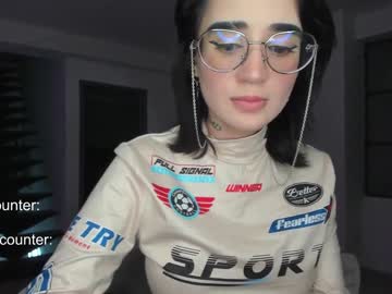 girl
        lonelly_lolly98 cam image #2469371