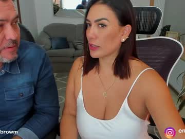 couple
        emillybrowm cam image #1376284