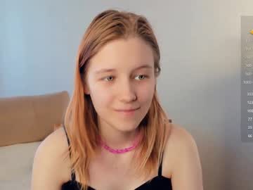 girl
        silviaharkey cam image #4123881