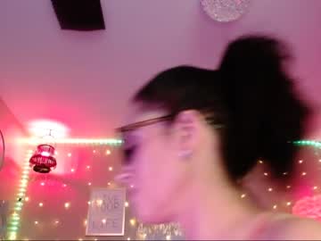 girl
        milf_lacey cam image #1678474