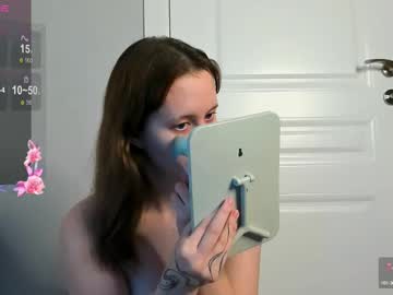 girl
        katy_cute_kim cam image #3711704