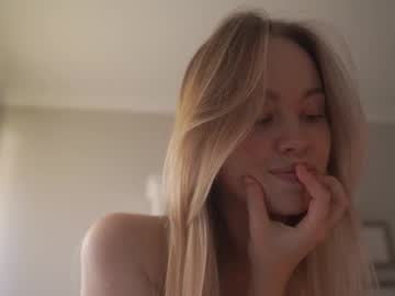 girl
        bibi_it_is cam image #4309563