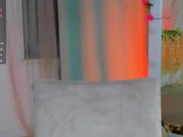 girl
        little_anitta cam image #4064850