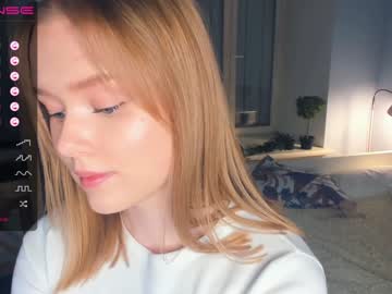 girl
        sun_shiiine cam image #871113