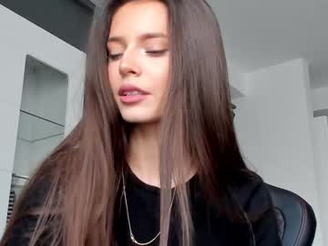 girl
        isia_slay cam image #427621