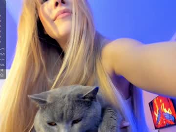 girl
        baby_suee cam image #1806779