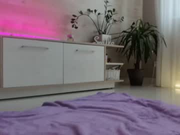 girl
        meryfoxxx cam image #1068884
