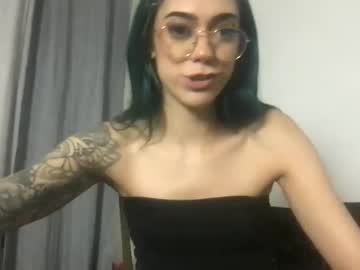 girl Close-up Pussy Web Cam Girls with mercedes_111