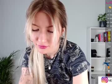 girl
        ella__sweety cam image #852453