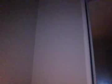 girl
        mikeyybby cam image #293936