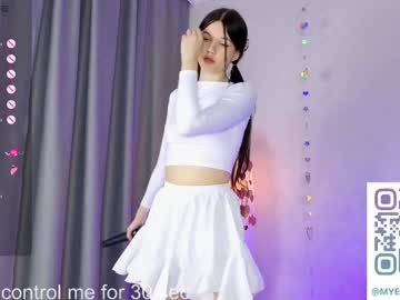 girl
        lynaleex cam image #4145274