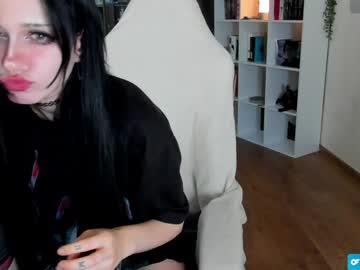 girl
        ami_sakurami cam image #3258423