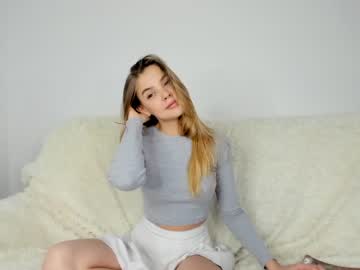 girl
        katya_loves cam image #672172