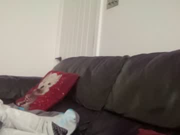 girl
        eatmypie69 cam image #2243016