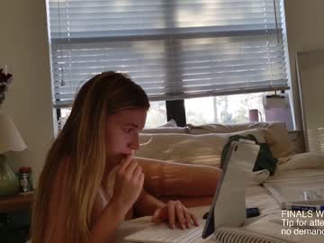 girl
        jadewilkinson cam image #4442851