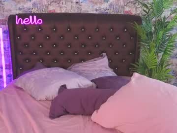 girl
        angelina_new cam image #3486813
