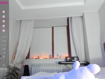 girl
        hee_jin cam image #979760