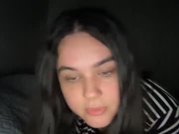 girl
        gia_is_horny cam image #1998423