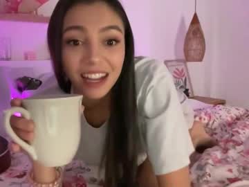 girl
        keirasworld cam image #4539486