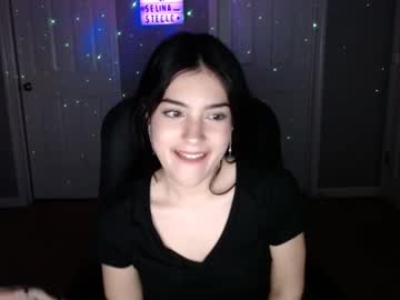 girl
        selena_steele cam image #4185263