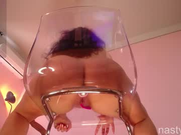 girl
        nastybambi_ cam image #4023920