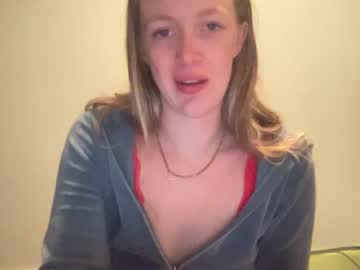 girl
        aliberry cam image #1192653