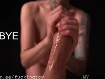 girl
        fuckingtoy_ cam image #4130093