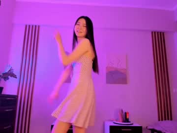 girl
        maki_chan cam image #1132712