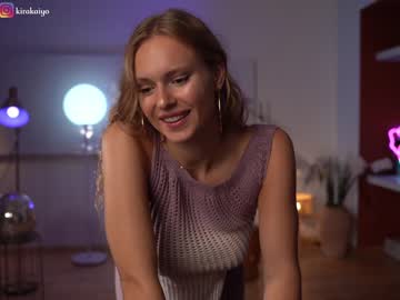 girl
        chillwithkira cam image #1564030