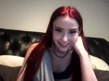 girl
        petite_scarlettt cam image #1275472