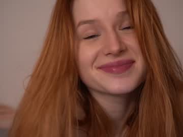 girl
        toxl cam image #1612751