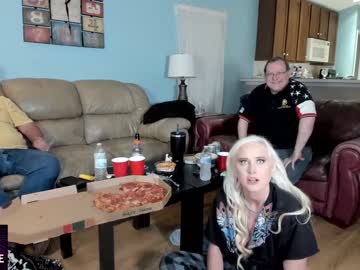 couple
        whaaaaaaaat cam image #302438