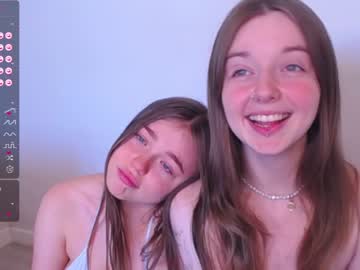 couple
        pollypolly__ cam image #1618807