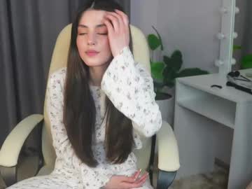 girl
        lucky_forme cam image #4172144