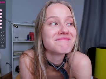 girl
        tinaaarpp cam image #490541