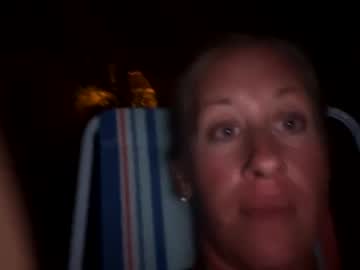 girl
        nataliesue2223 cam image #3104494