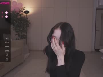 girl
        oki_dokie cam image #1332308