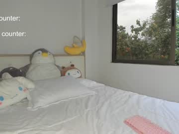 girl
        lonelly_lolly98 cam image #2799983