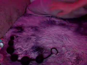 girl
        sexiblondepussy cam image #2323417