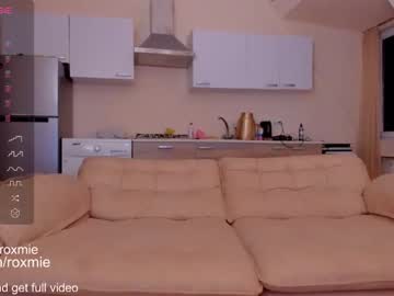 girl
        amazing_roxana cam image #1803020