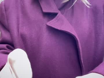girl
        eatmypie69 cam image #4623159