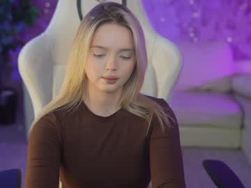 girl
        anabel054 cam image #4371451
