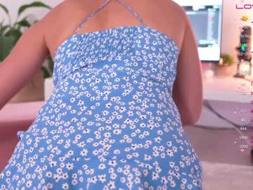 girl
        lil_eva cam image #858844