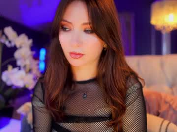 girl
        _1s___ cam image #2805635