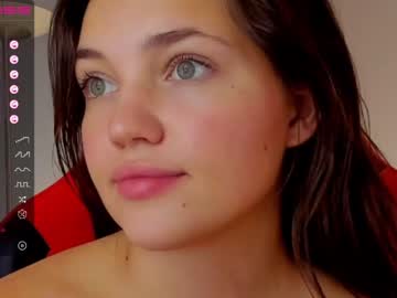 girl
        michelle_mir cam image #623074