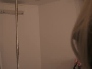girl
        alissa_wxw cam image #4165213